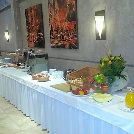 Hotell Alfonso Ix 2*