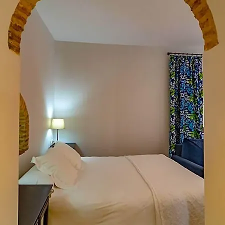 Alfonso Ix Hotell 2*